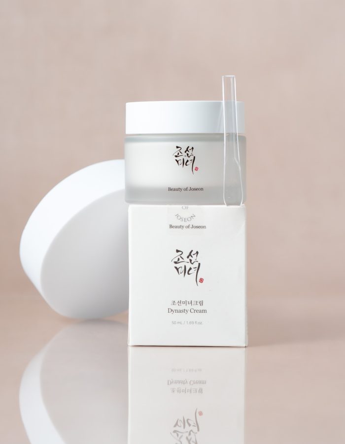 Beauty of Joseon Dynasty Cream jar standing on top of packaging box